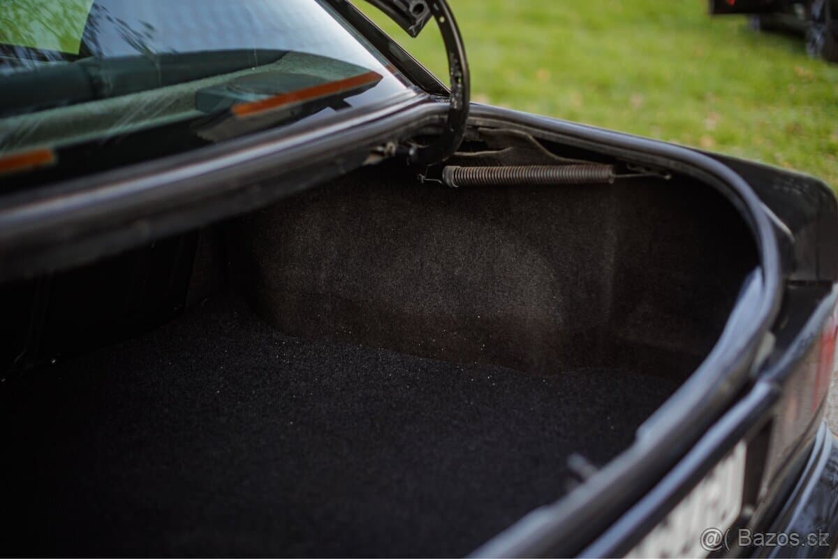 1991 Ford SIERRA - 18