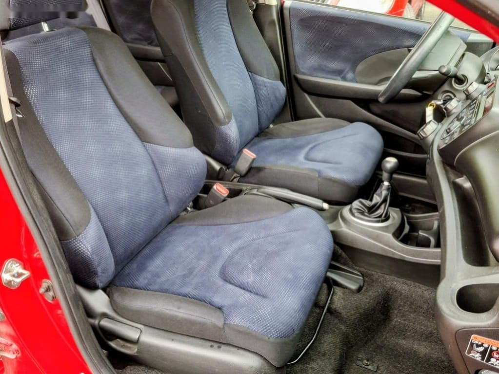 2013 Honda JAZZ - 18