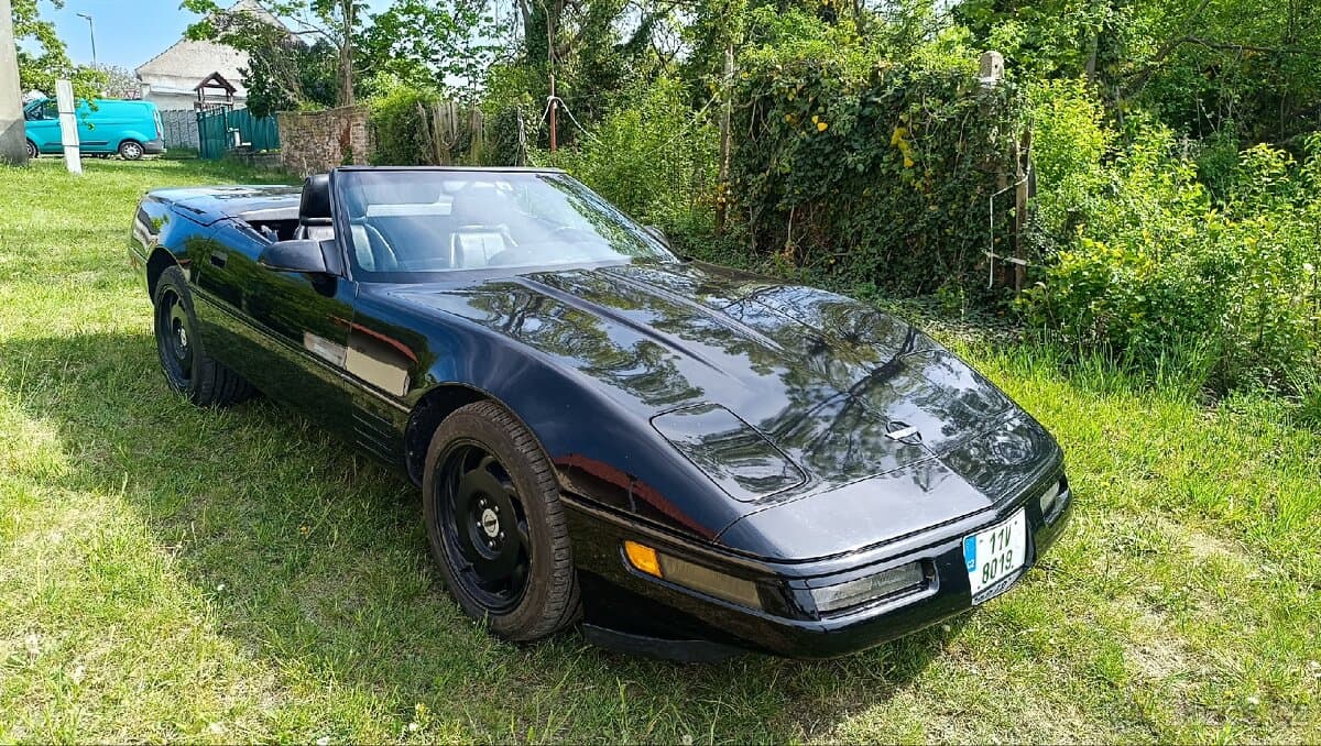 1992 Chevrolet CORVETTE - 18