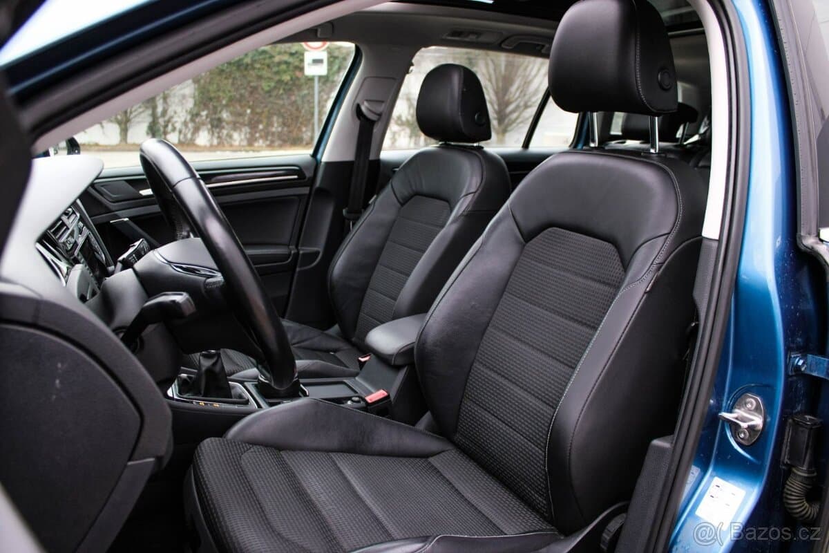 2013 Volkswagen GOLF - 18