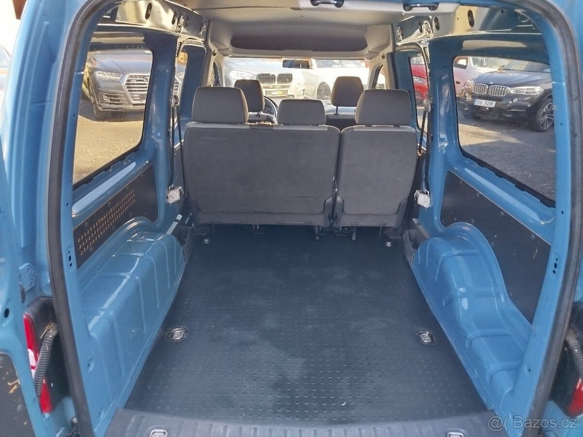 2011 Volkswagen CADDY - 18