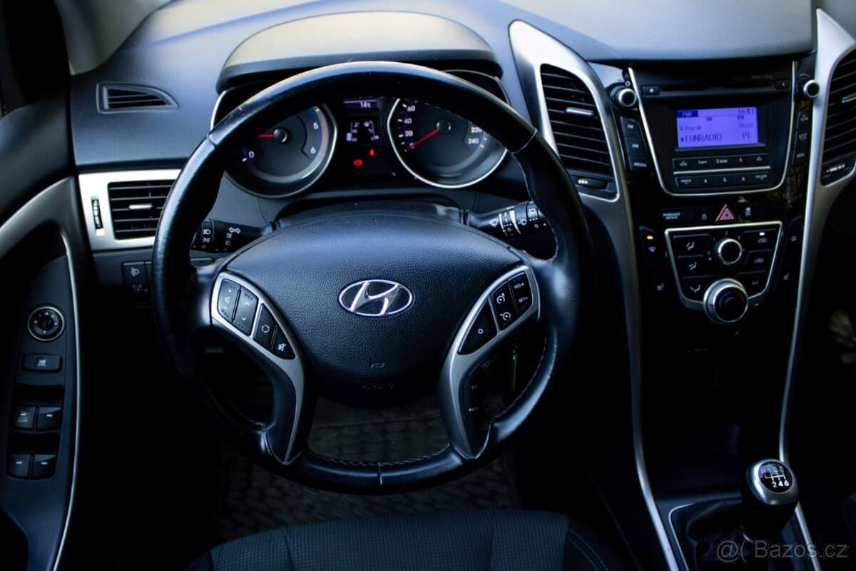 2013 Hyundai i30 - 18
