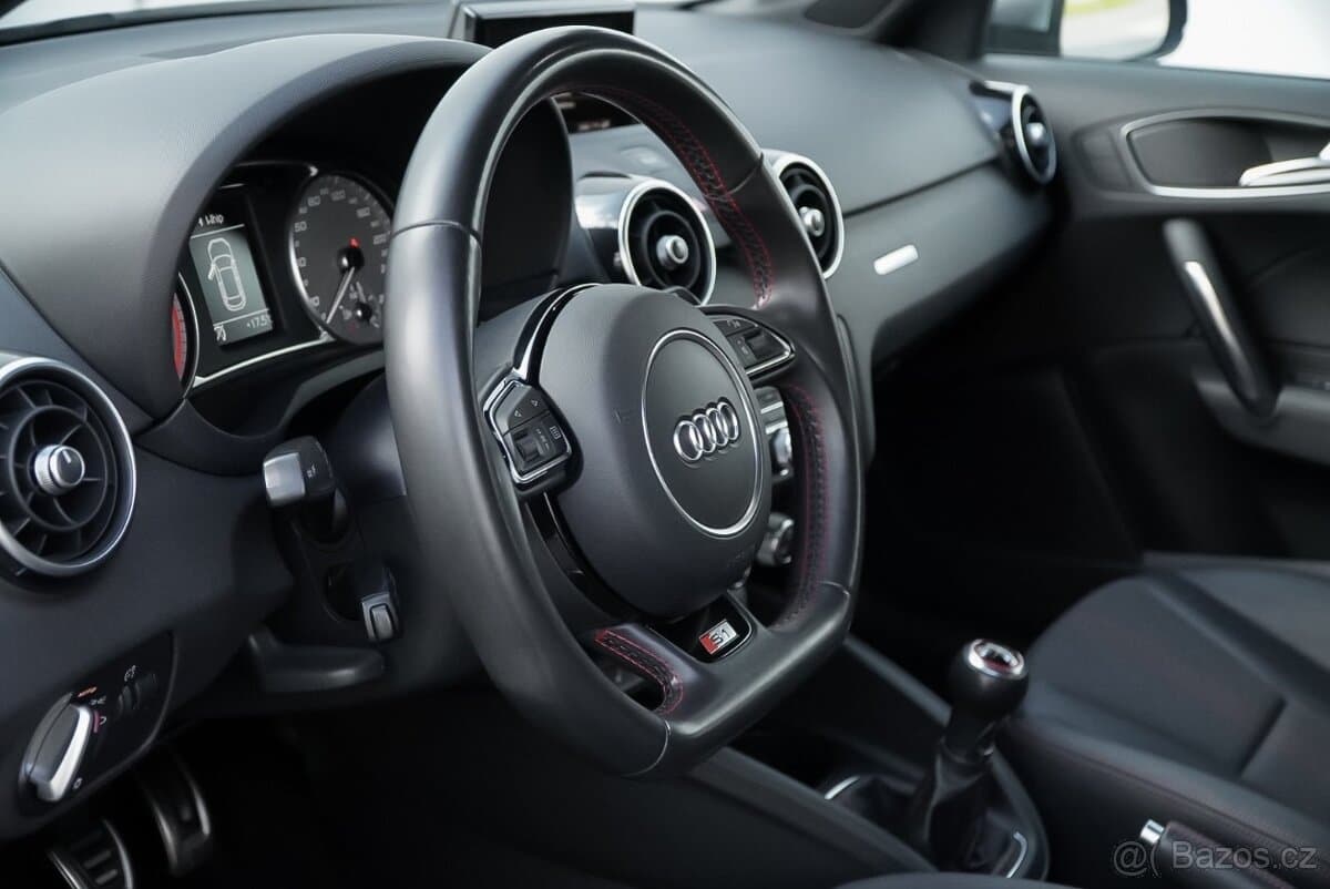 2017 Audi S1 - 18