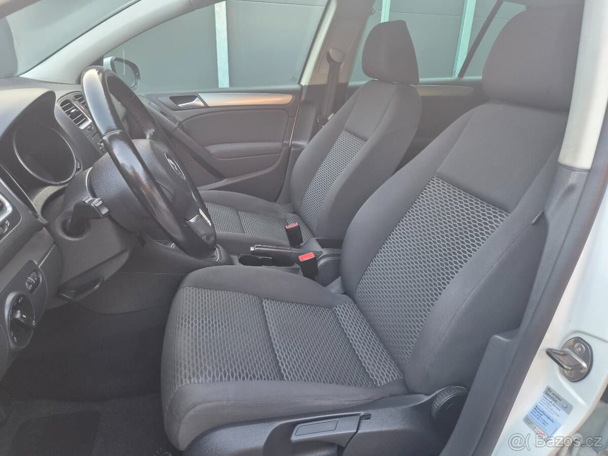 2009 Volkswagen GOLF - 18