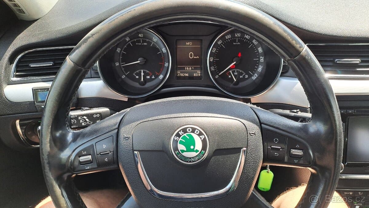 2010 Škoda SUPERB - 18