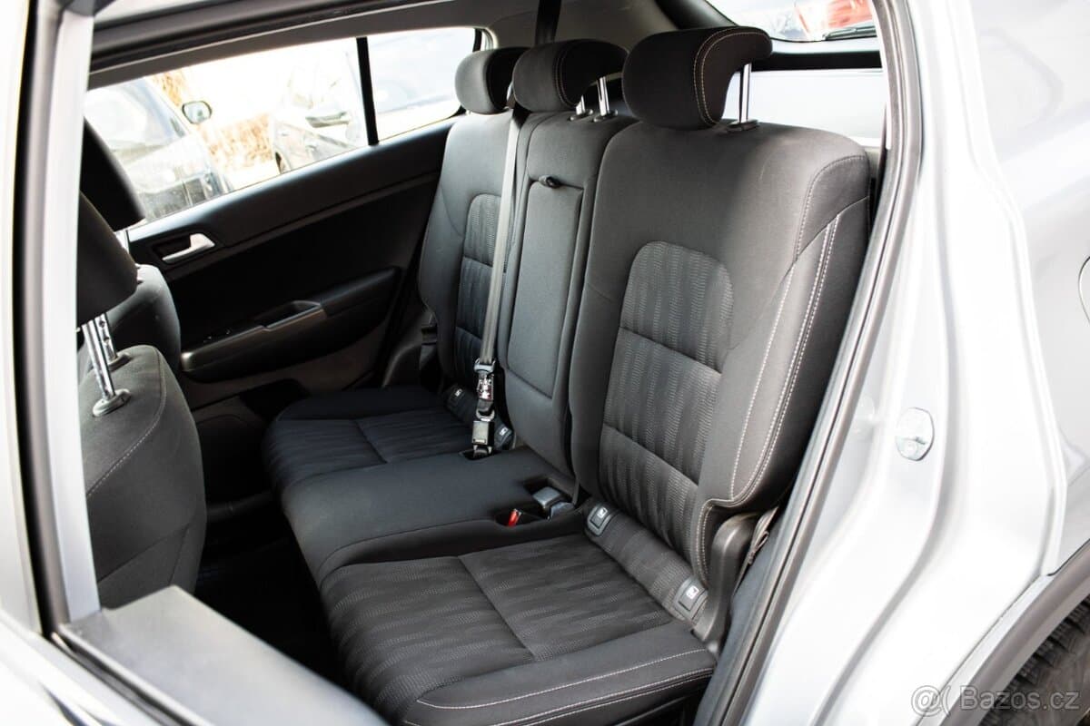 2021 Kia SPORTAGE - 18