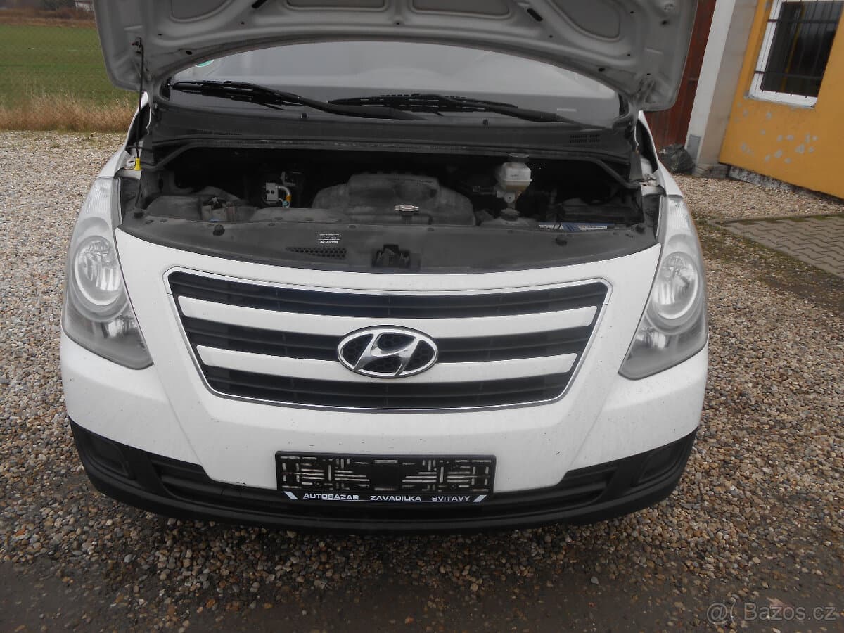 2015 Hyundai H-1 - 18