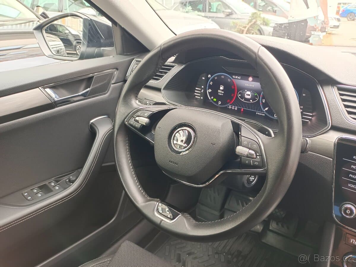 2023 Škoda SUPERB - 18