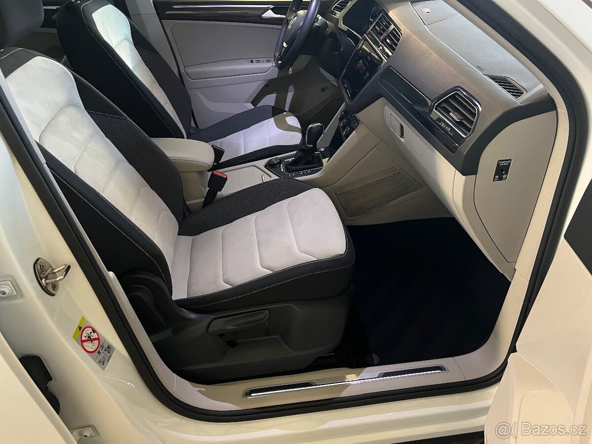 2017 Volkswagen TIGUAN - 18