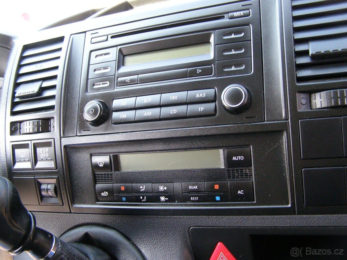 2009 Volkswagen CARAVELLE - 18