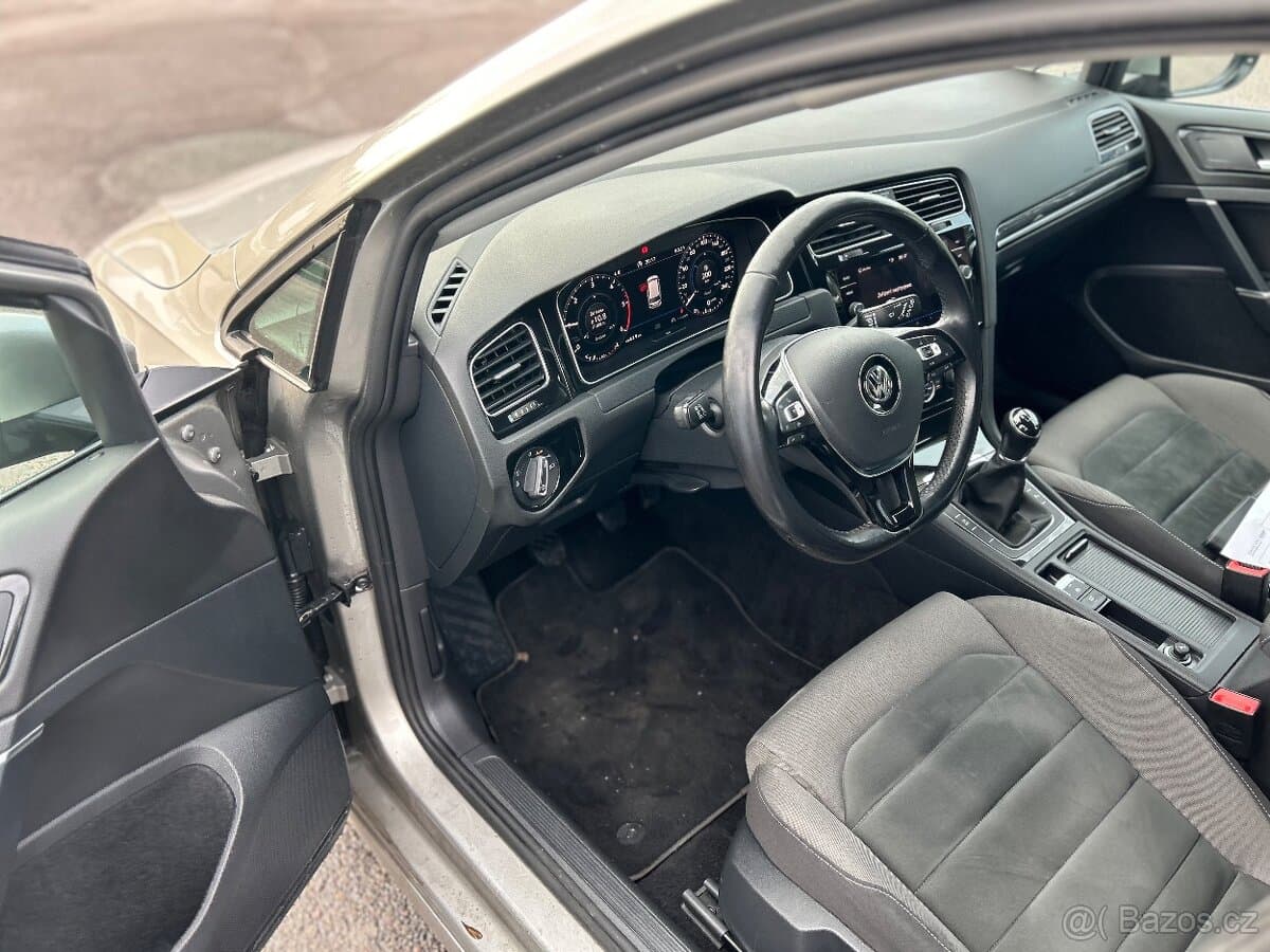 2019 Volkswagen GOLF - 18
