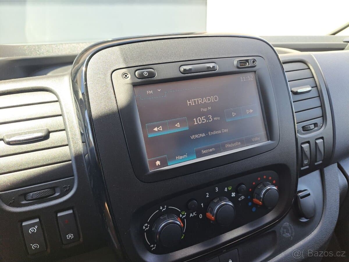 2015 Opel VIVARO - 18