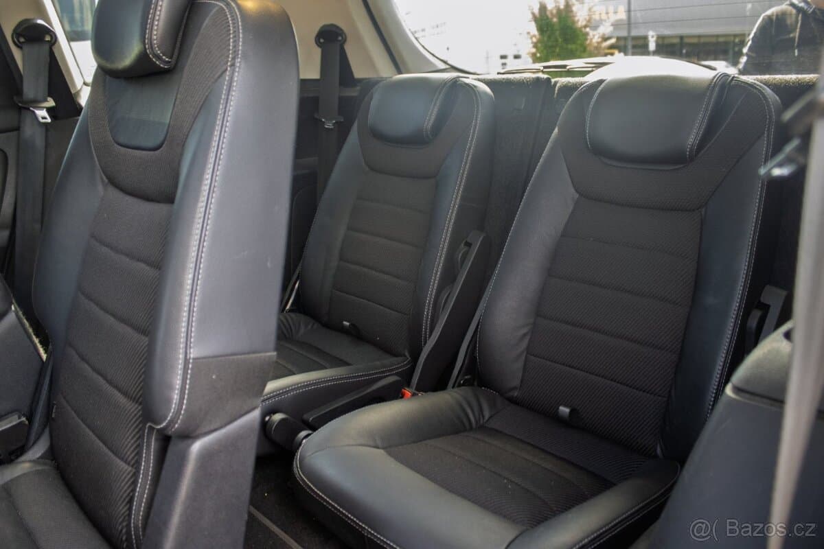 2013 Ford S-MAX - 18