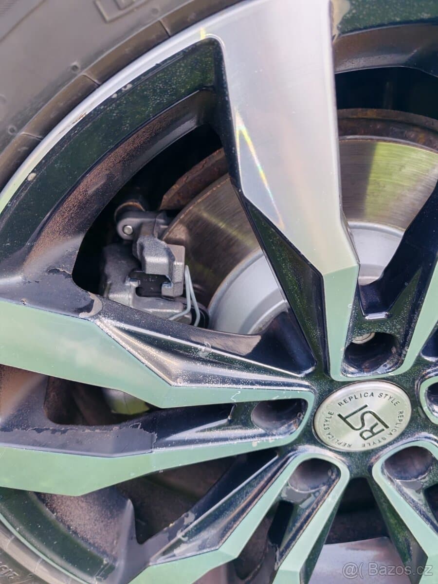 2015 Volkswagen PASSAT - 18