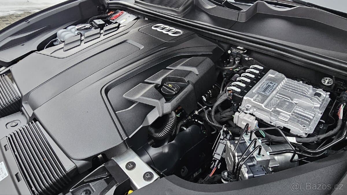 Audi Q8 - 18