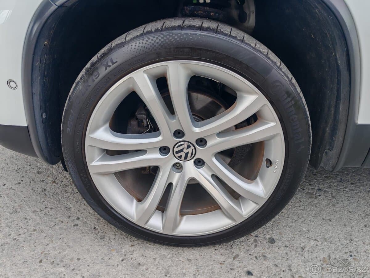 2014 Volkswagen TIGUAN - 18