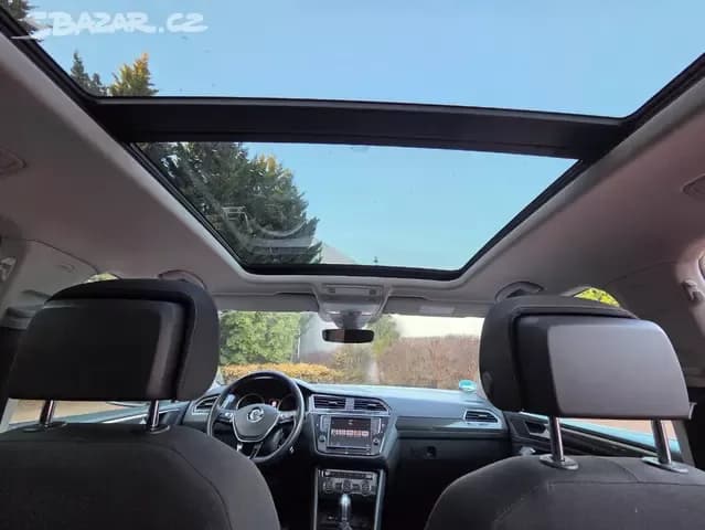 2016 Volkswagen TIGUAN - 18