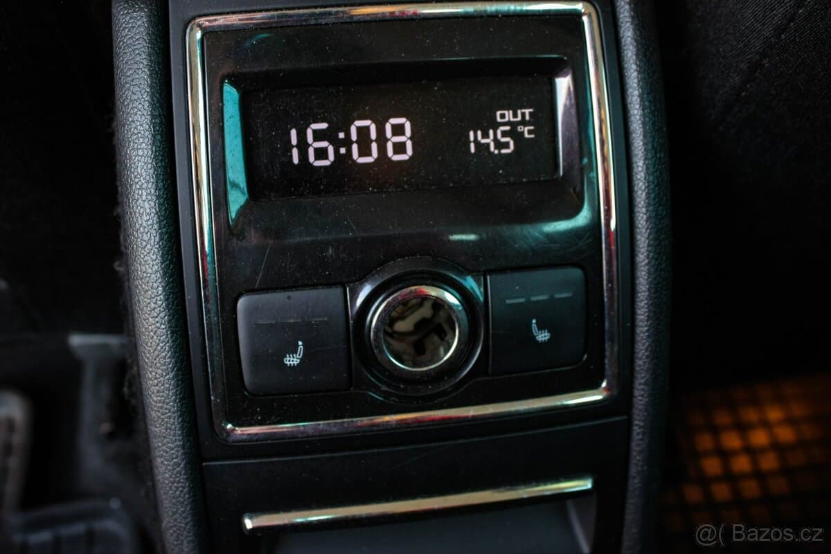 2012 Škoda SUPERB - 18