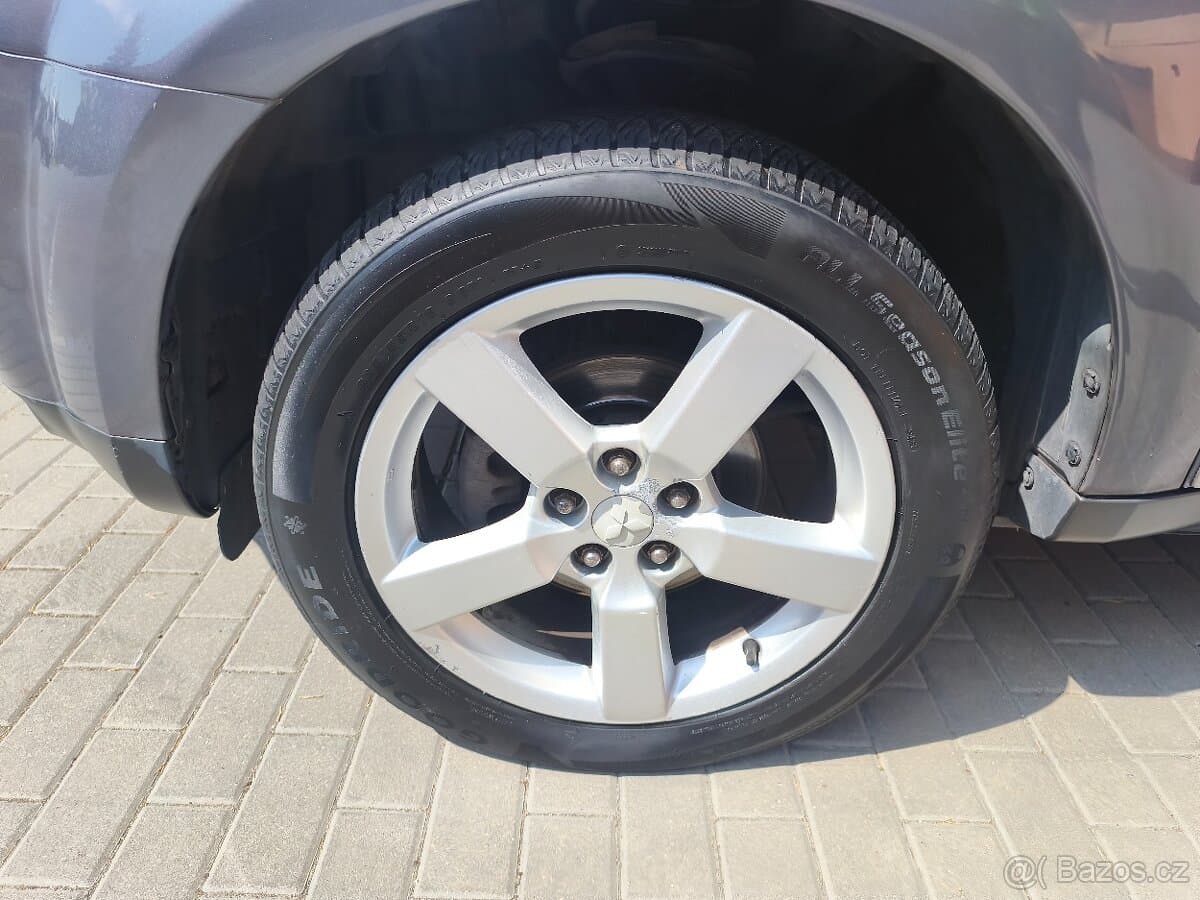 2007 Mitsubishi OUTLANDER - 18