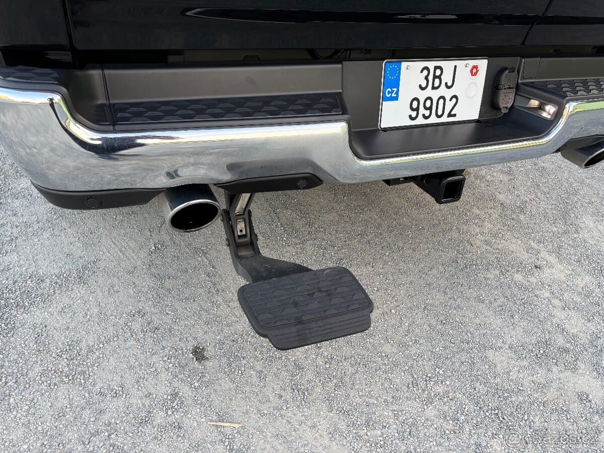 2023 RAM 1500 - 18