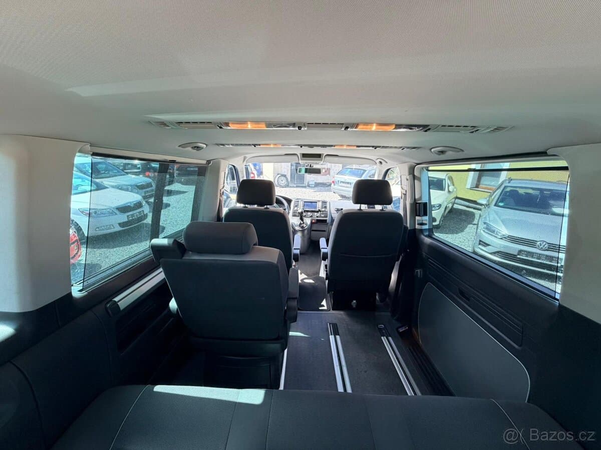 Volkswagen MULTIVAN - 18