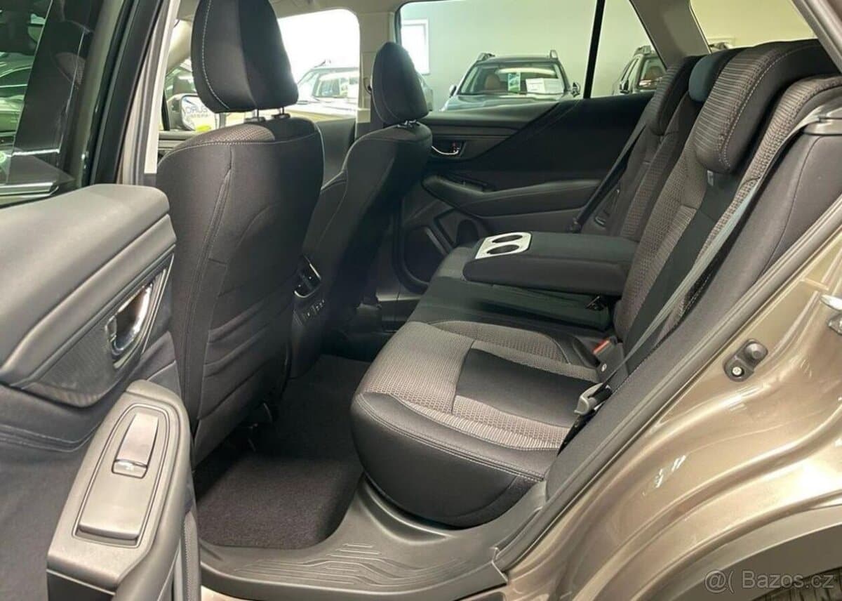 2025 Subaru OUTBACK - 18