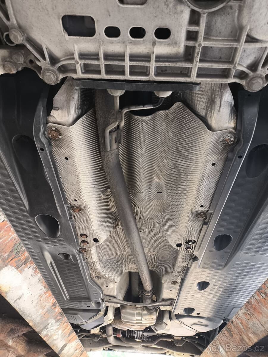 2014 Volkswagen PASSAT - 18