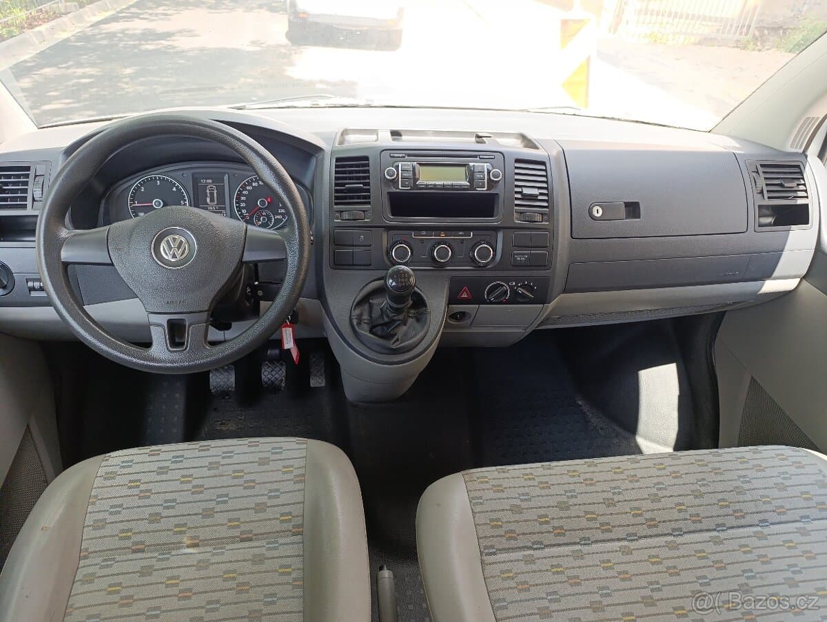 2010 Volkswagen TRANSPORTER - 18