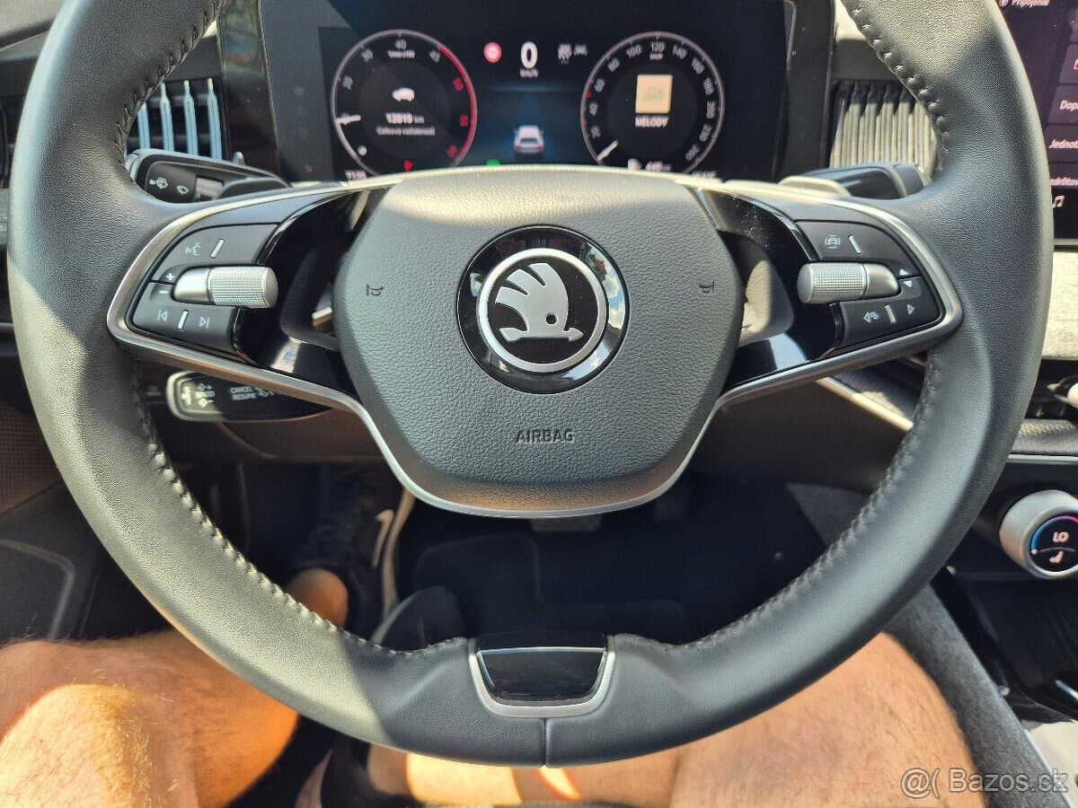 2024 Škoda SUPERB - 18