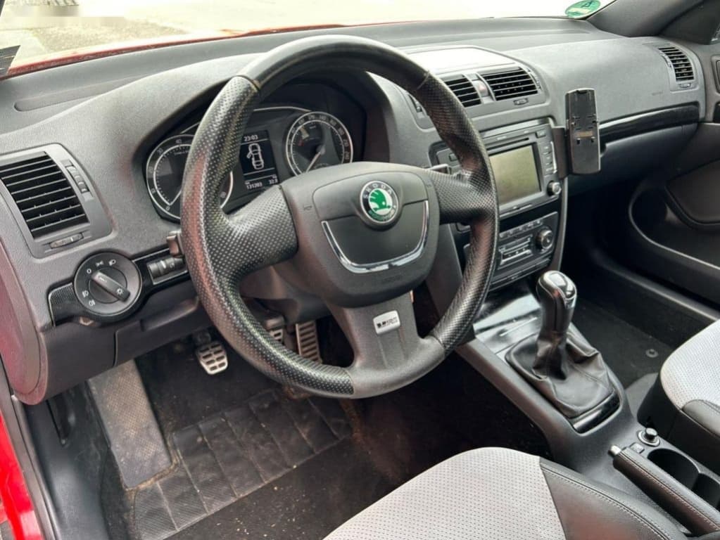2013 Škoda OCTAVIA - 18