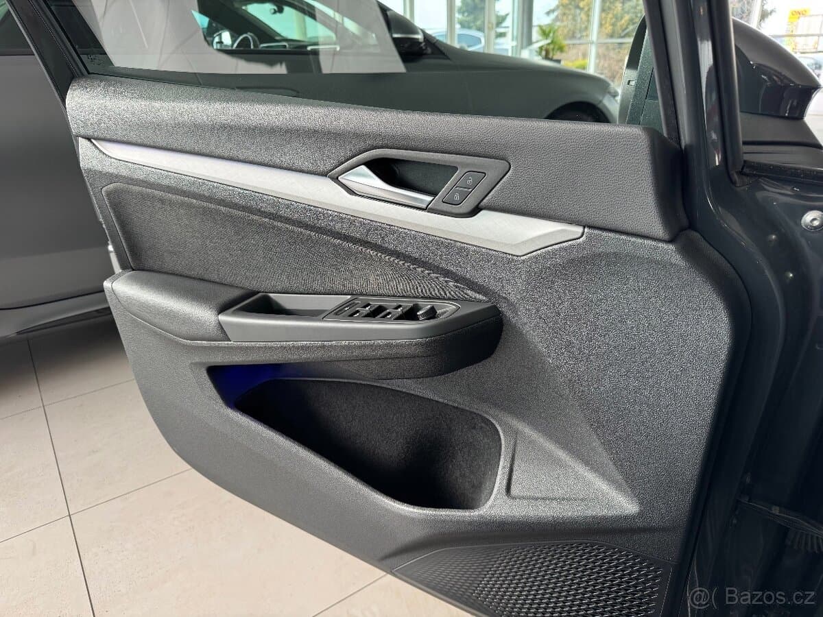 2023 Volkswagen GOLF - 18