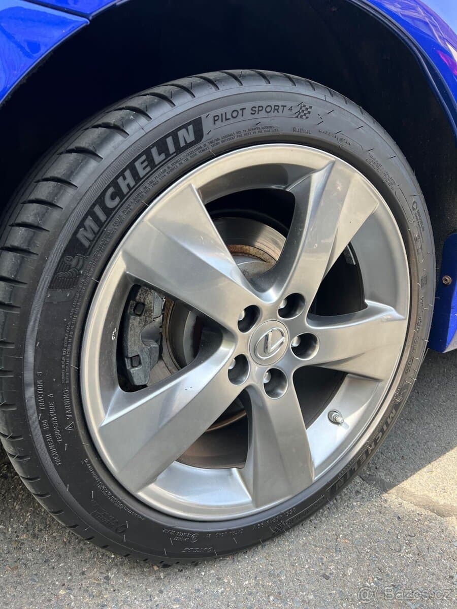 2010 Lexus IS - 18