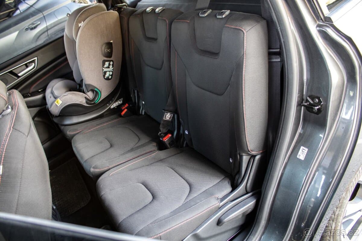 2019 Ford S-MAX - 18