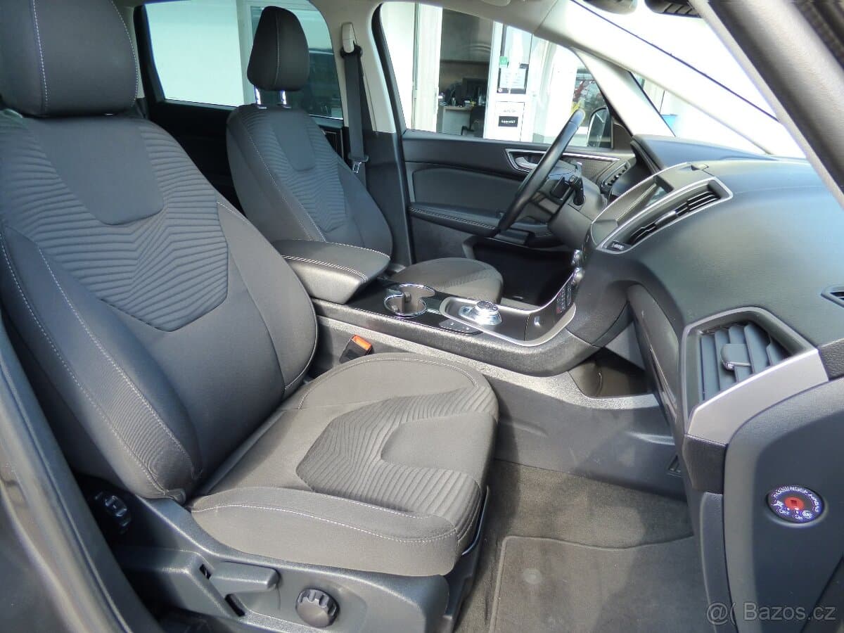 2019 Ford S-MAX - 18