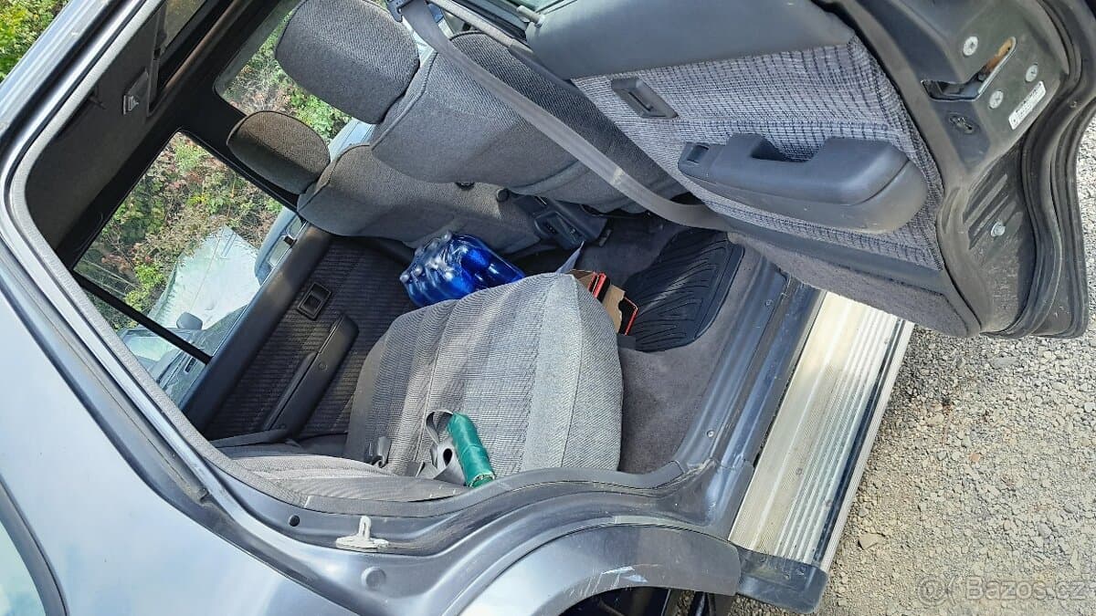 1992 Toyota 4RUNNER - 18