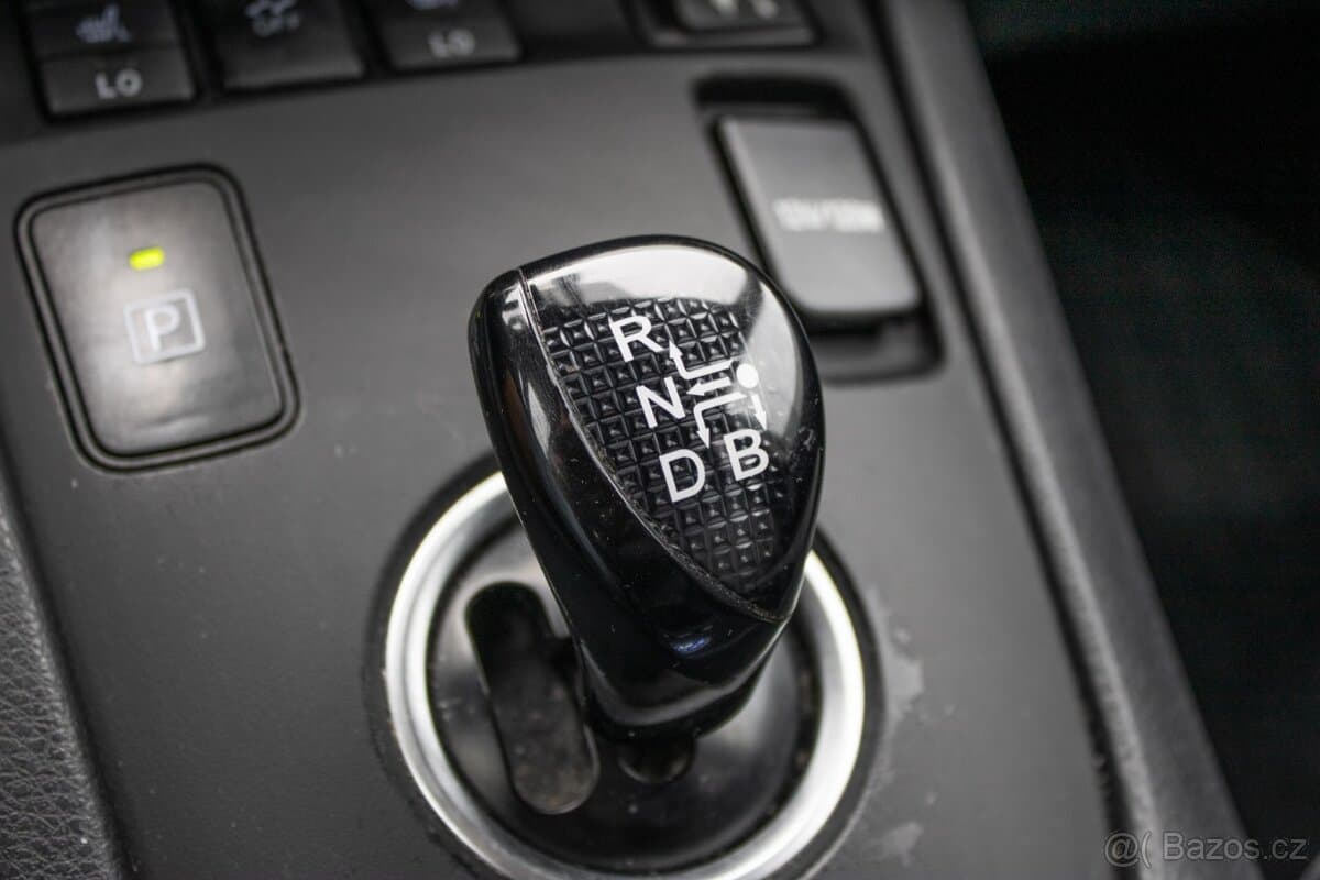 2018 Toyota AURIS - 18