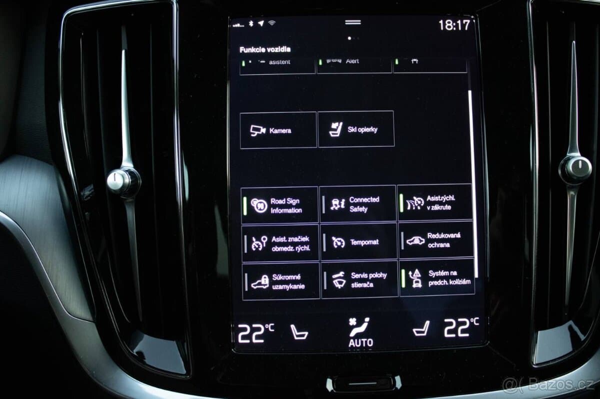 2022 Volvo S60 - 18