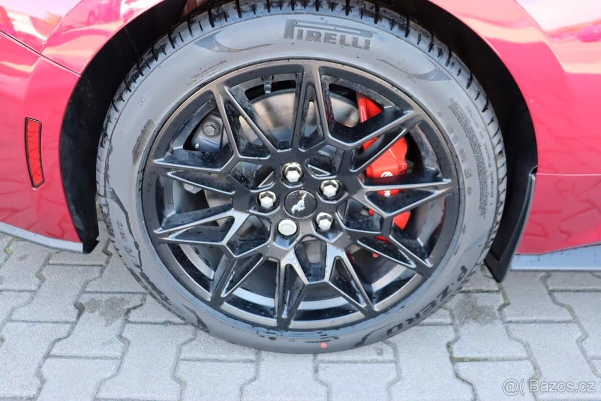 Ford MUSTANG - 18
