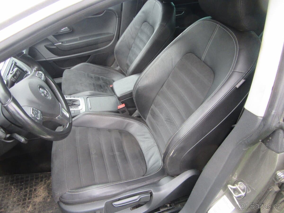 2012 Volkswagen PASSAT CC - 18