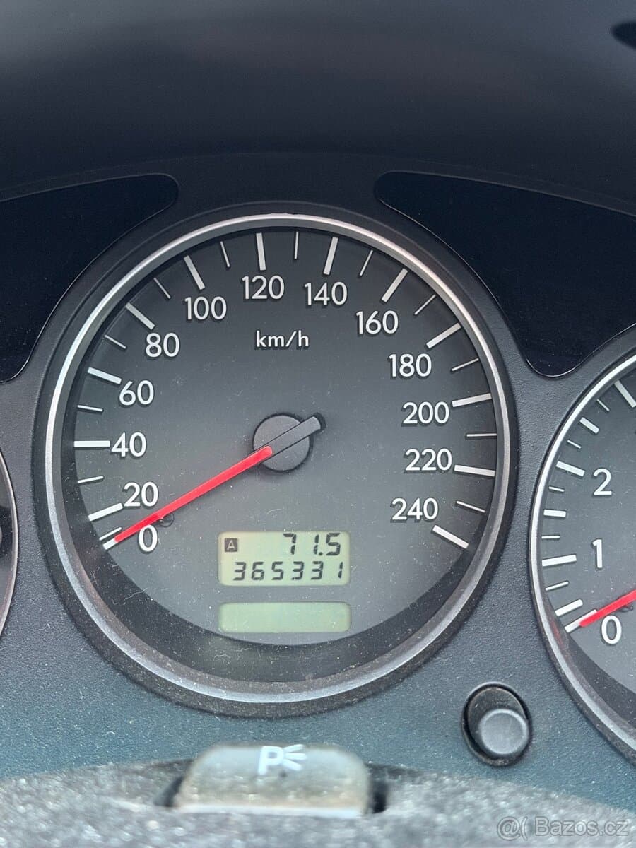 2005 Subaru FORESTER - 18
