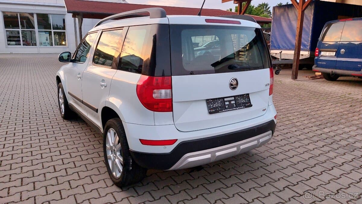 2015 Škoda YETI - 18