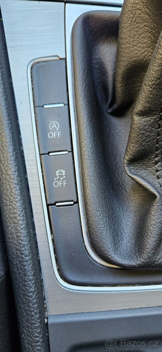 2015 Volkswagen GOLF - 18