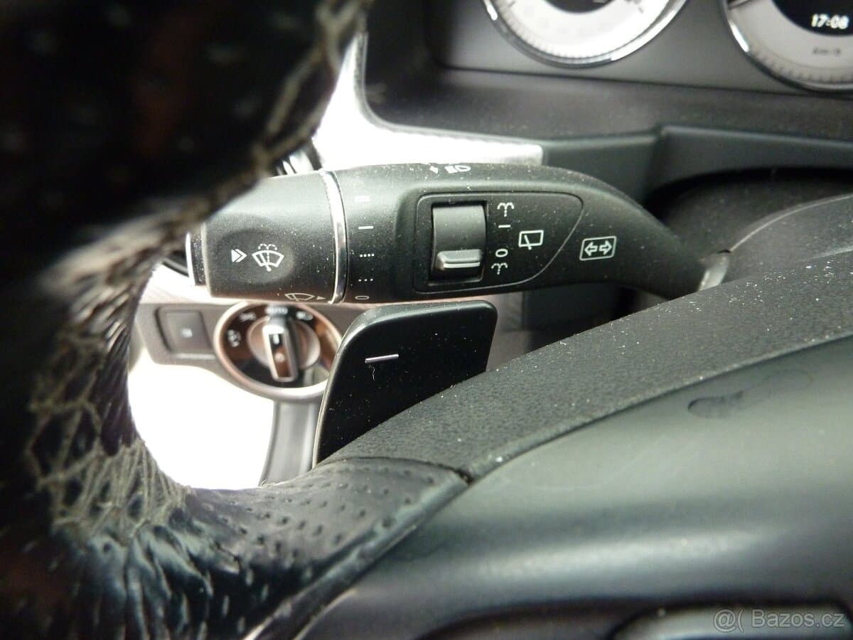 2013 Mercedes-Benz GLK - 18