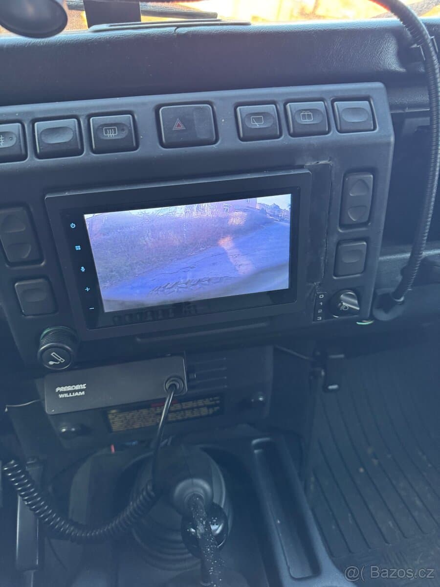 2001 Land Rover DEFENDER - 18