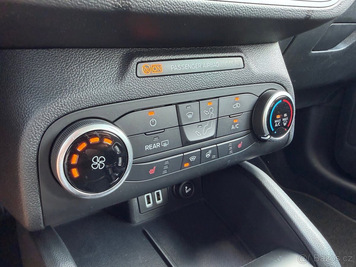 2021 Ford FOCUS - 18
