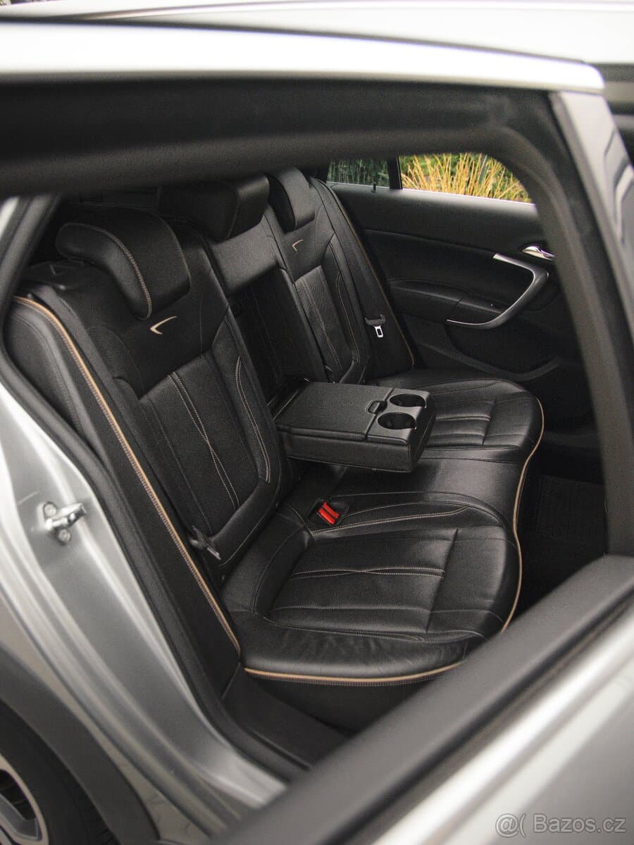 2015 Opel INSIGNIA - 18