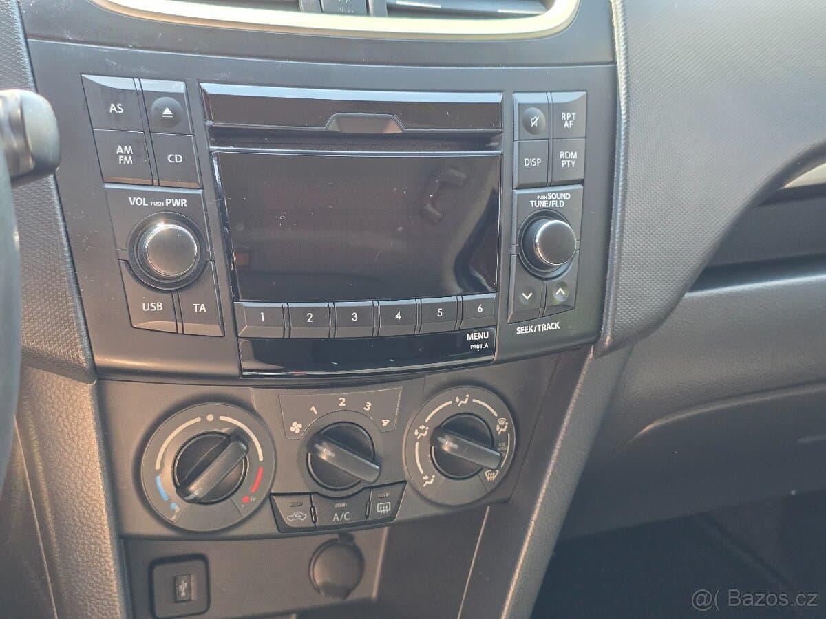 2012 Suzuki SWIFT - 18