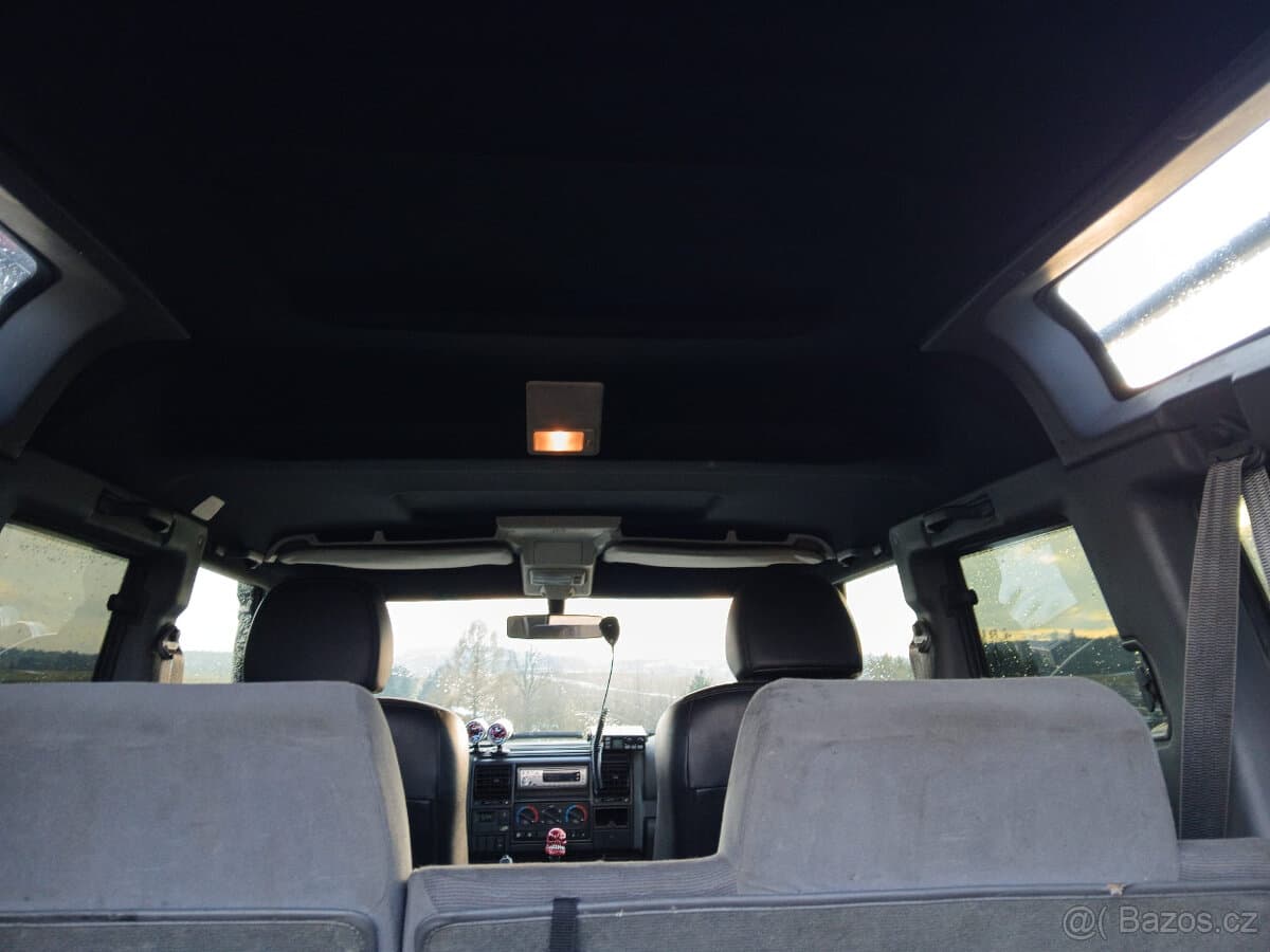 Land Rover DISCOVERY - 18