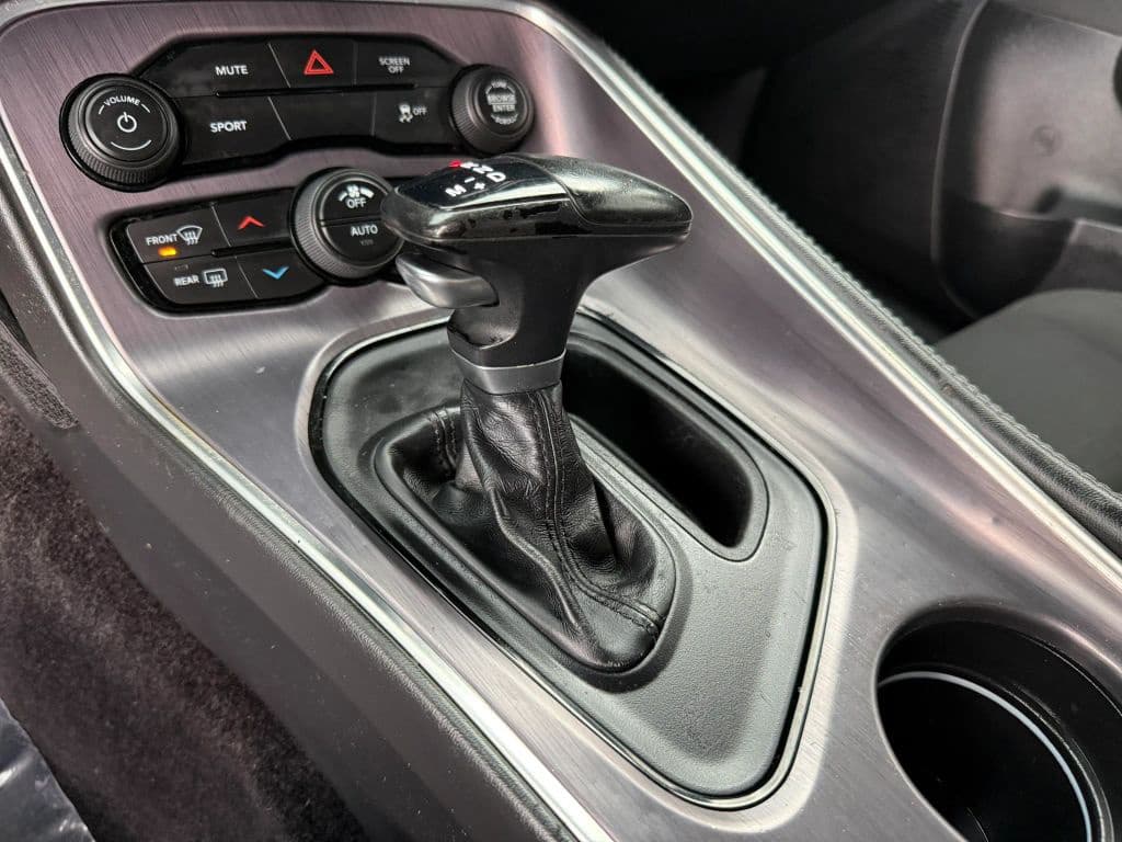 2017 Dodge CHALLENGER - 18