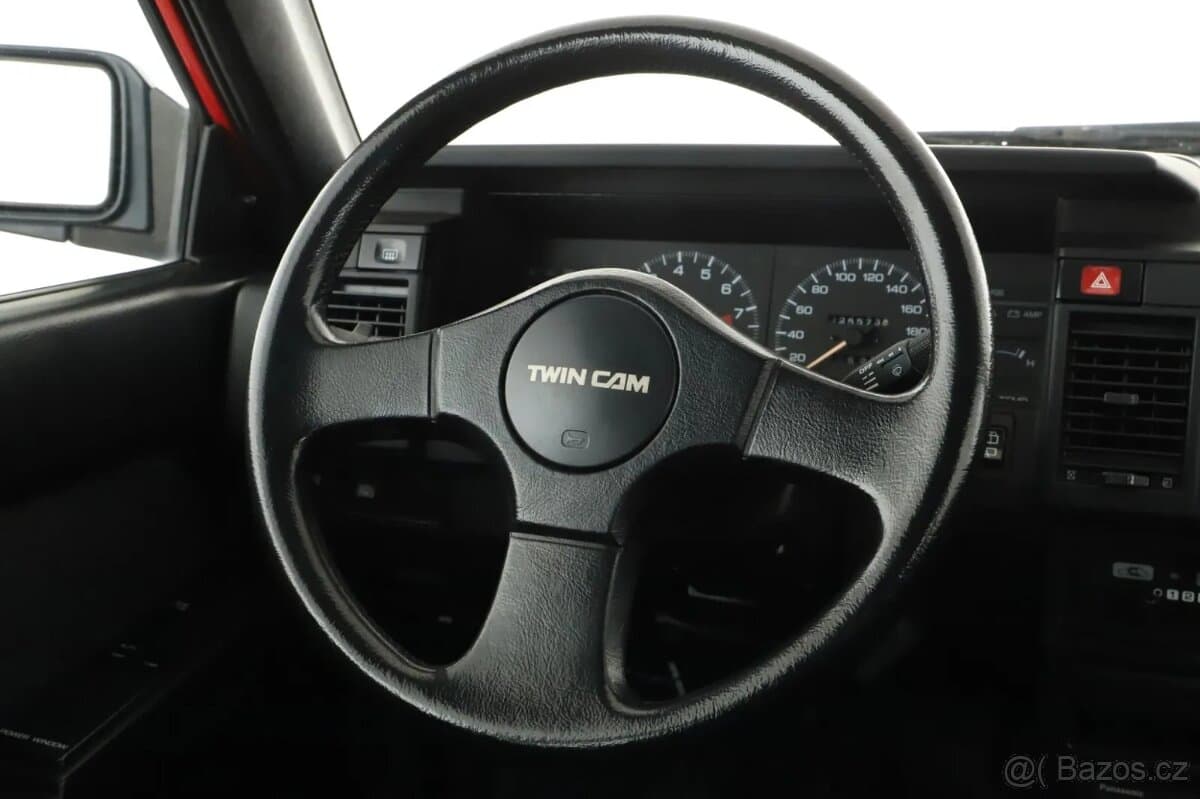 1988 Nissan SUNNY - 18